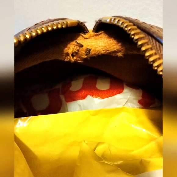 LOUIS VUITTON SPEEDY 35 HAND BAG - Picture 9 of 16